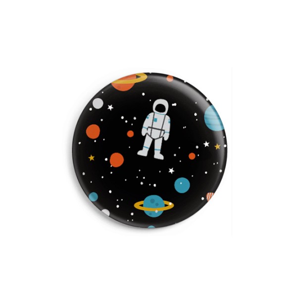 Ava&Yves Magnet Space